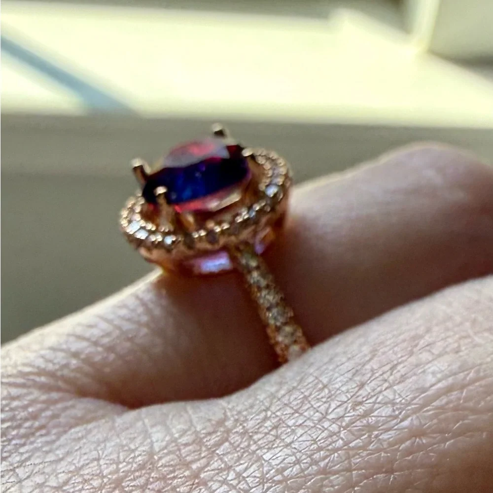 NEW! Pretty Bird Jewelry Gold Halo Ring with Pink Purple Center Stone size 8 - Picture 9 of 16